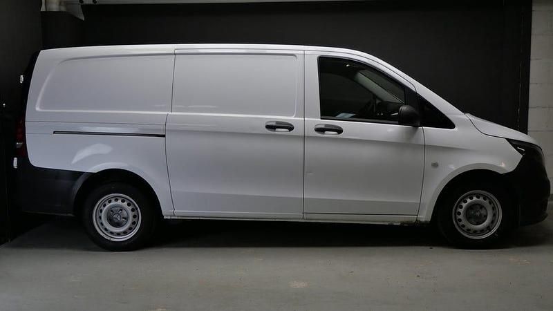 Begagnad Mercedes Vito 102 HK (75 kW) 2020 Vit Van