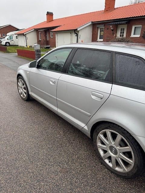 Begagnad 2005 Audi A3 Sportback Halvkombi | 37 500 kr (Superpris) - Bild 1/4