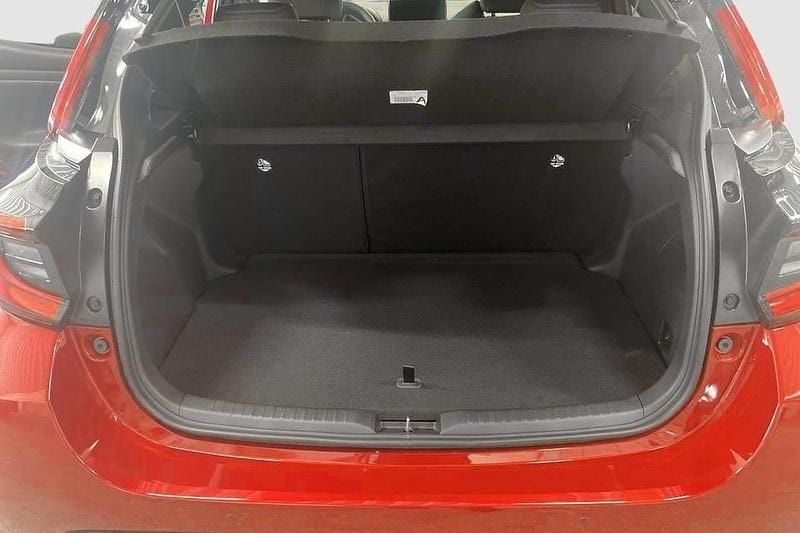 Ny Toyota Yaris Hybrid Style 132 HK (97 kW) 2025 Röd Halvkombi