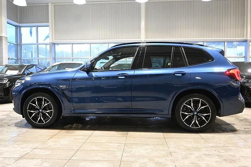 Begagnad BMW X3 M Sport 184 HK (135 kW) 2022 Blå SUV