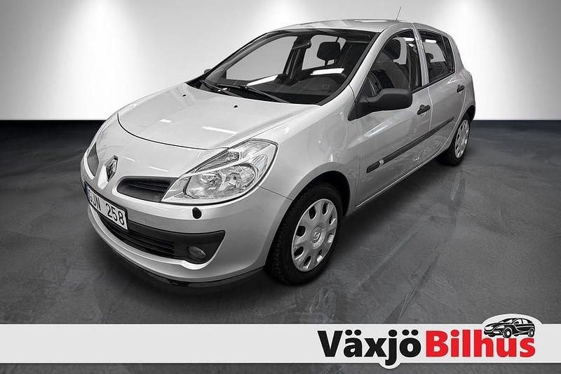 Grå Begagnad 2007 Renault Clio II Halvkombi | 49 900 kr (Lite dyr) - Bild 1/4