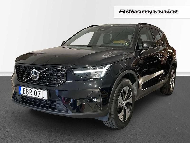 Begagnad 2025 Volvo XC40 SUV | 419 000 kr (Lite dyr) - Bild 1/4