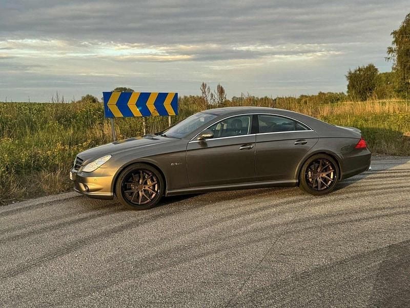 Silver Begagnad 2007 Mercedes CLS63 AMG AMG Sportkupé | 265 000 kr - Bild 1/4