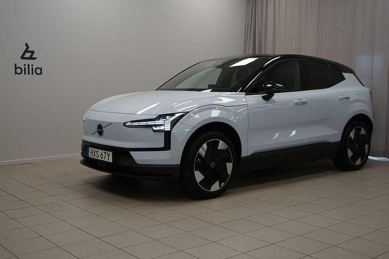 Ljusblå Begagnad 2023 Volvo EX30 Plus SUV | 359 000 kr - Bild 1/3