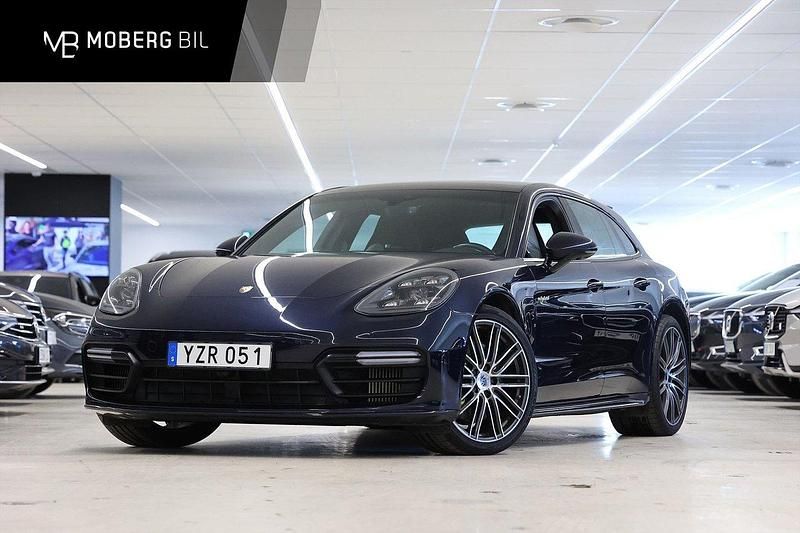 Blå Begagnad 2017 Porsche Panamera 4 Sport Turismo Sedan | 649 900 kr (Marknadspris) - Bild 1/3
