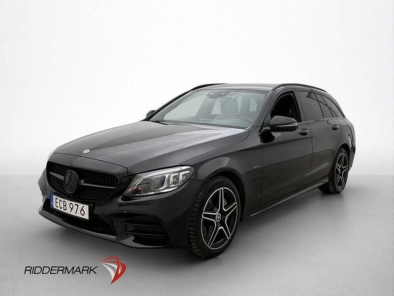 Begagnad Mercedes C300e AMG 306 HK (225 kW) 2021 Svart Kombi