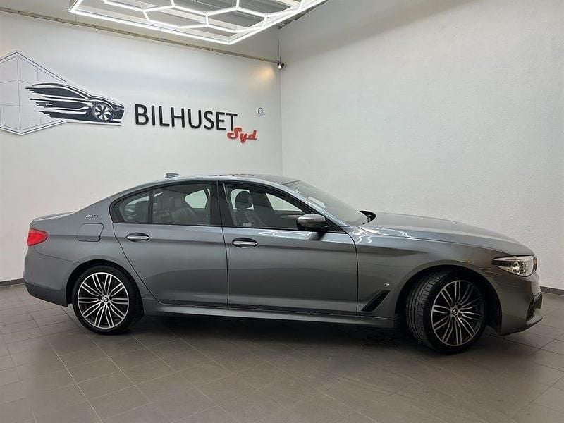 Begagnad BMW 530 M Sport 252 HK (185 kW) 2018 Blå Sedan