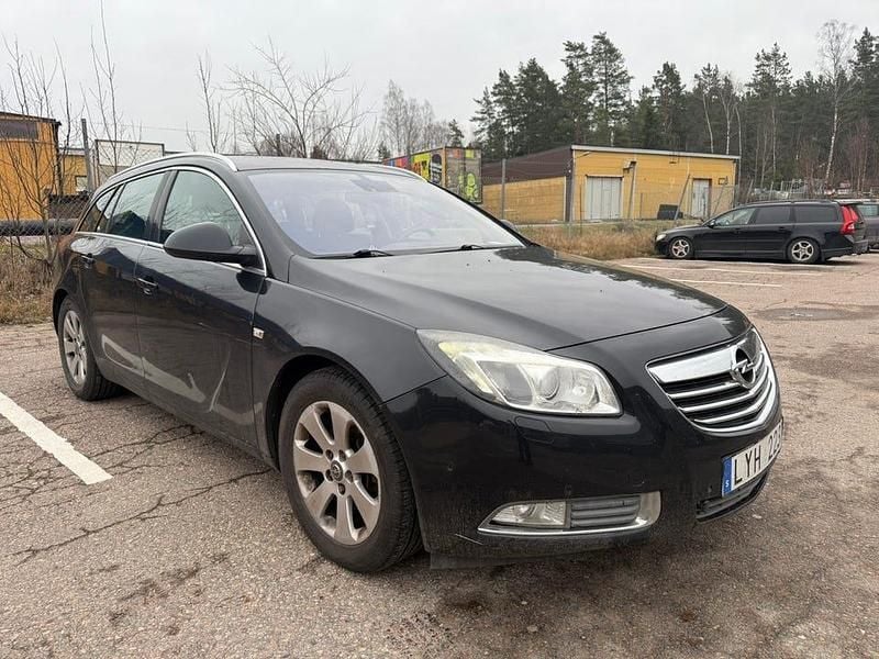 Begagnad 2011 Opel Insignia Kombi | 29 900 kr (Superpris) - Bild 1/4