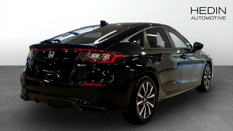 Ny Honda Civic Elegance 2026 Svart Halvkombi