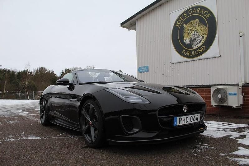 Begagnad Jaguar F-Type 400 HK (294 kW) 2017 Svart Cab