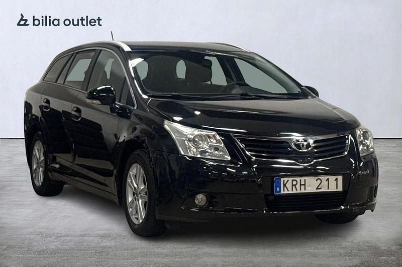 Begagnad Toyota Avensis Business Edition 147 HK (108 kW) 2010 Svart Kombi
