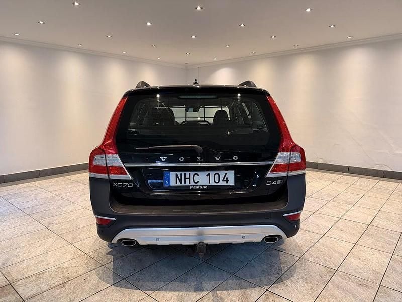 Begagnad Volvo XC70 Standard 181 HK (133 kW) 2016 Svart Kombi