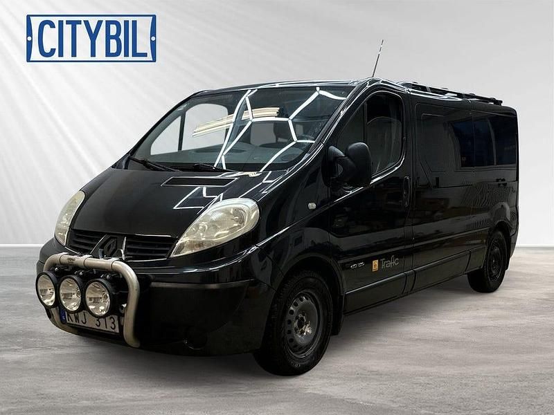 Begagnad Renault Trafic 146 HK (107 kW) 2010 Svart Minibuss