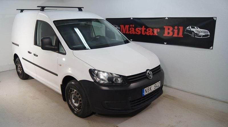 Vit Begagnad 2013 VW Caddy Minibuss | 39 900 kr (Bra pris) - Bild 1/4
