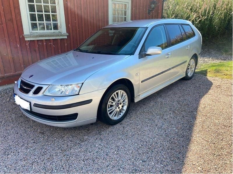Grå Begagnad 2006 Saab 9-3 Linear Kombi | 25 500 kr (Marknadspris) - Bild 1/4