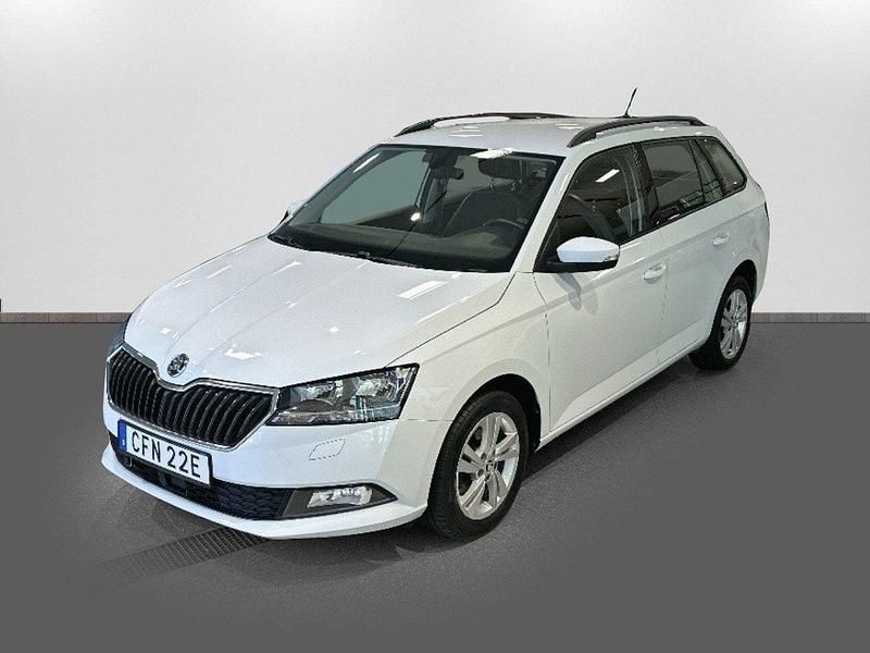 Vit Begagnad 2019 Skoda Fabia Style Kombi | 169 900 kr (Marknadspris) - Bild 1/4