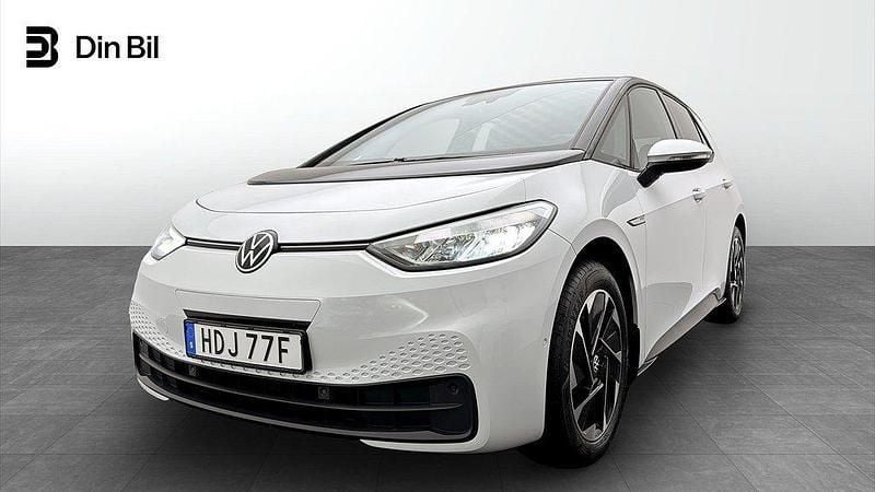 Vit (glacier white metallic bl) Begagnad 2022 VW ID.3 Comfortline Halvkombi | 279 900 kr (Bra pris) - Bild 1/4