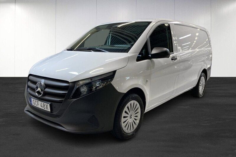 Vit (white) Ny 2024 Mercedes Vito Minibuss | 513 512 kr (Marknadspris) - Bild 1/4