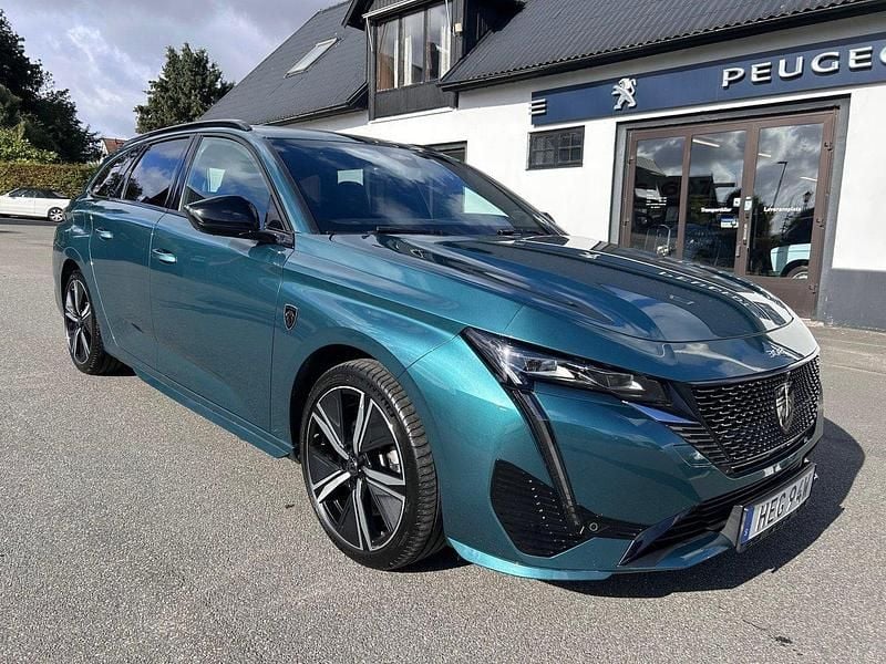 Blå Begagnad 2024 Peugeot 308 GTi Kombi | 289 500 kr (Marknadspris) - Bild 1/4