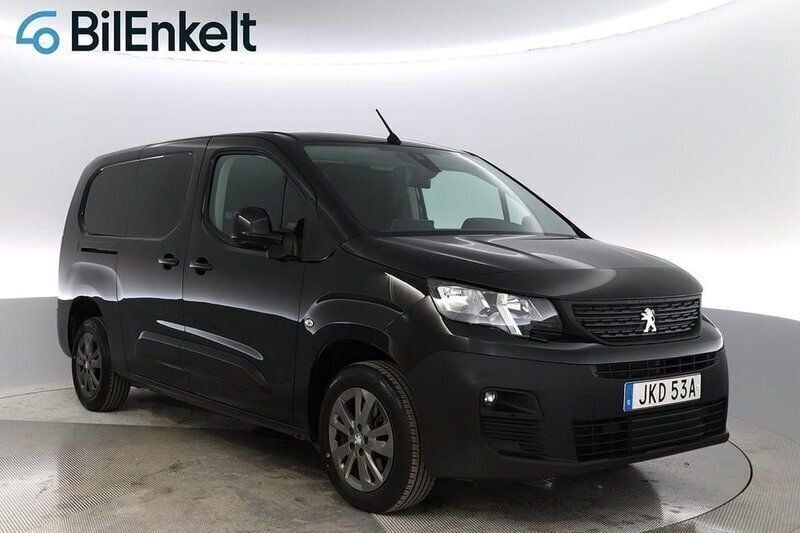 Svart Begagnad 2023 Peugeot Partner Minibuss | 239 900 kr (Lite dyr) - Bild 1/4