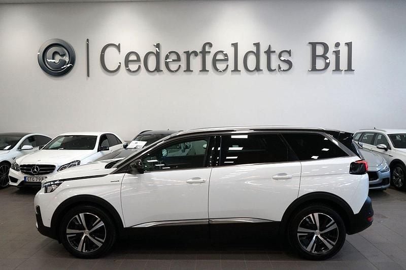 Vit Begagnad 2017 Peugeot 5008 GT-line Minibuss | 189 900 kr (Marknadspris) - Bild 1/3