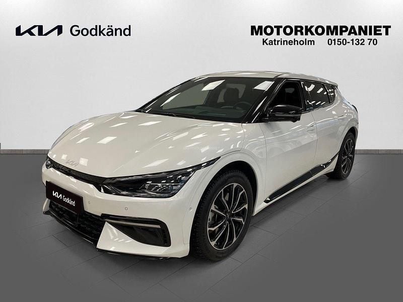Vit Begagnad 2023 Kia EV6 4 SUV | 499 900 kr (Marknadspris) - Bild 1/4