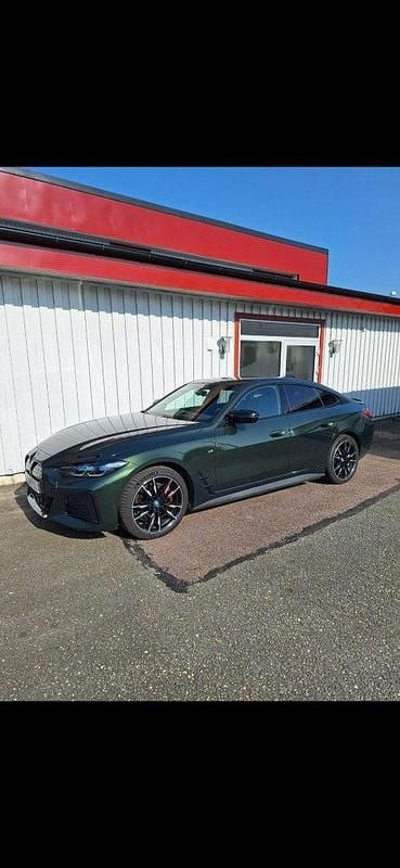 Begagnad 2024 BMW i4 M Sport Sedan | 579 000 kr (Bra pris) - Bild 1/4