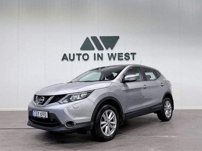 Begagnad Nissan Qashqai 110 HK (80 kW) 2015 Silver SUV