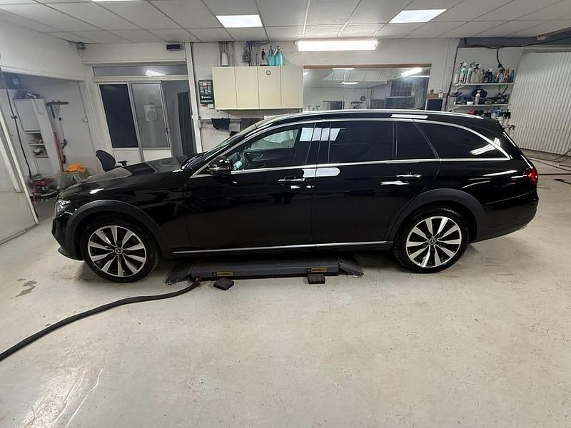 Begagnad Mercedes E220 All-Terrain 194 HK (142 kW) 2018 Kombi