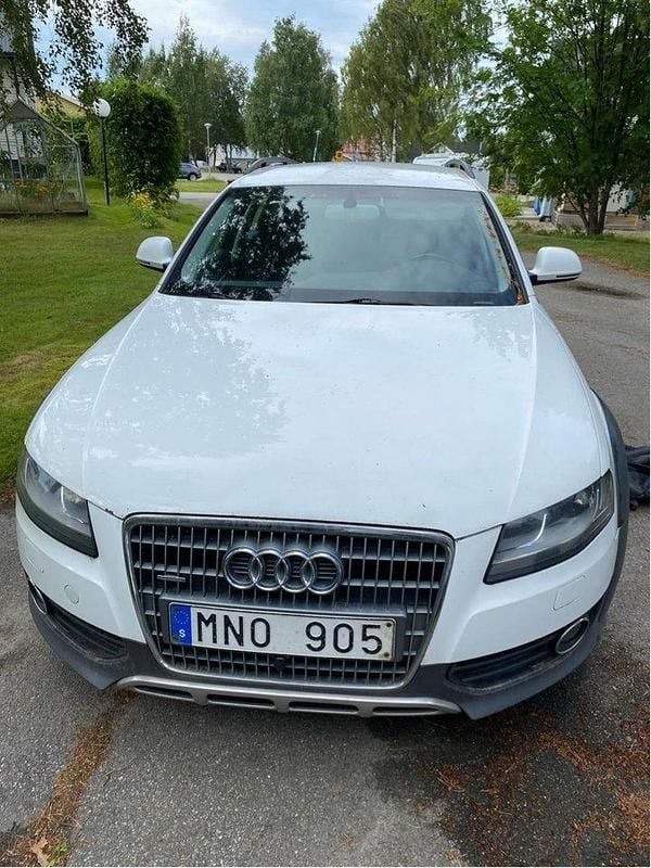 Vit Begagnad 2011 Audi A4 Allroad Kombi | 60 000 kr (Superpris) - Bild 1/4