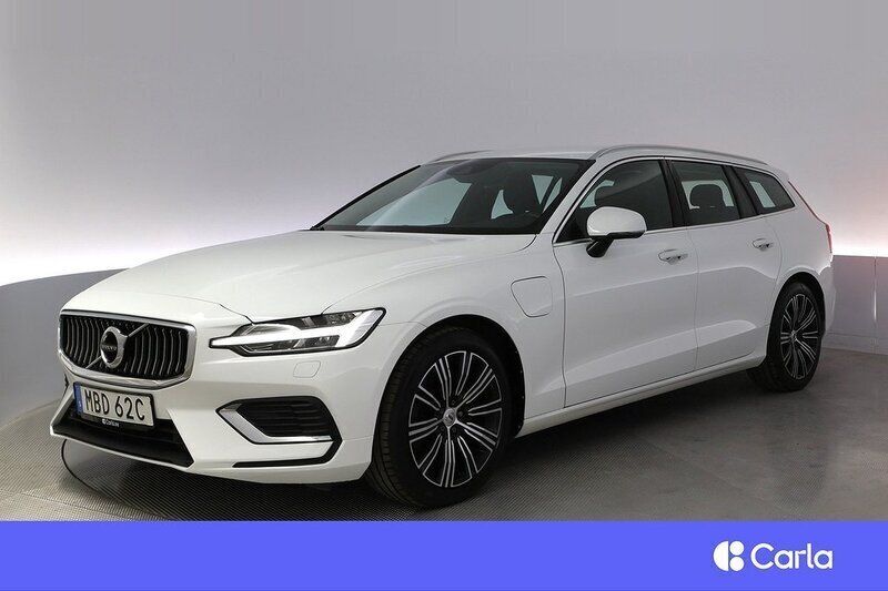 Vit Begagnad 2020 Volvo V60 Momentum Kombi | 287 900 kr (Superpris) - Bild 1/2