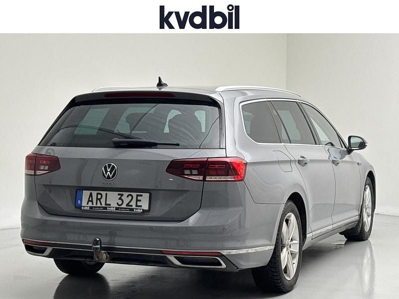 Begagnad VW Passat GTE 218 HK (160 kW) 2022 Grå Kombi