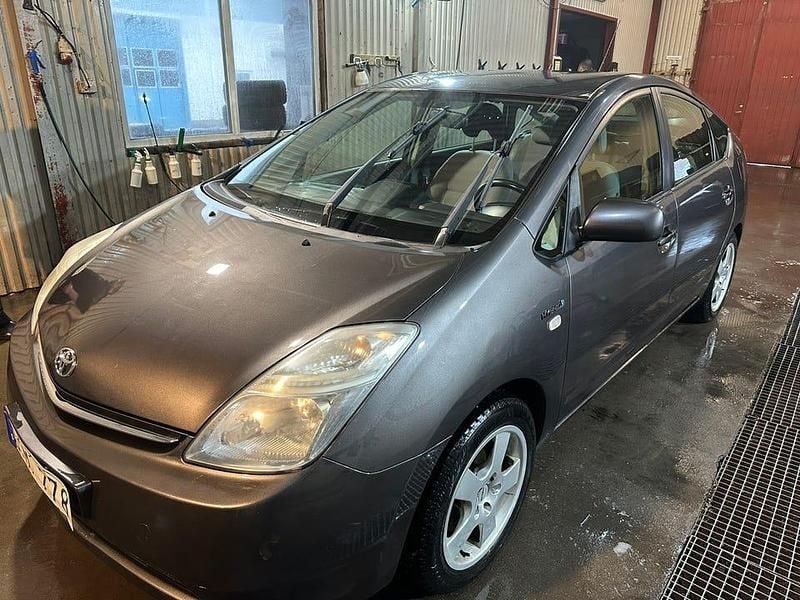 Begagnad 2008 Toyota Prius Halvkombi | 55 900 kr (Marknadspris) - Bild 1/4