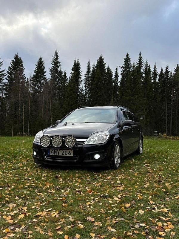 Begagnad 2007 Opel Astra Kombi | 32 000 kr - Bild 1/4