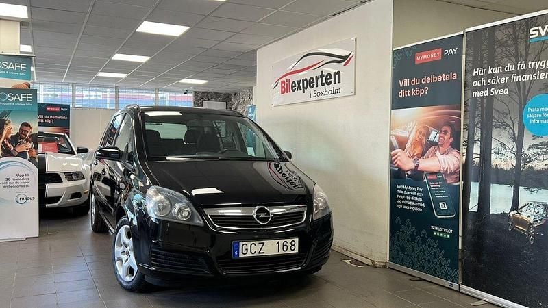 Svart Begagnad 2007 Opel Zafira Minibuss | 48 900 kr (Dyr) - Bild 1/4