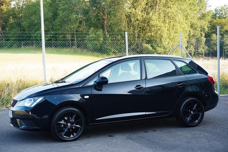 Svart Begagnad 2015 Seat Ibiza ST Style Kombi | 84 900 kr (Marknadspris) - Bild 1/4