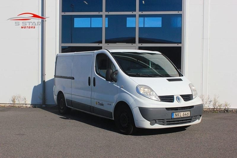 Vit Begagnad 2014 Renault Trafic Van | 69 900 kr (Dyr) - Bild 1/4