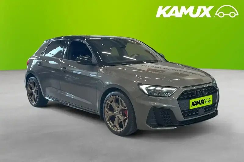 Silver/grå Begagnad 2019 Audi A1 S-Line Halvkombi | 238 700 kr - Bild 1/4