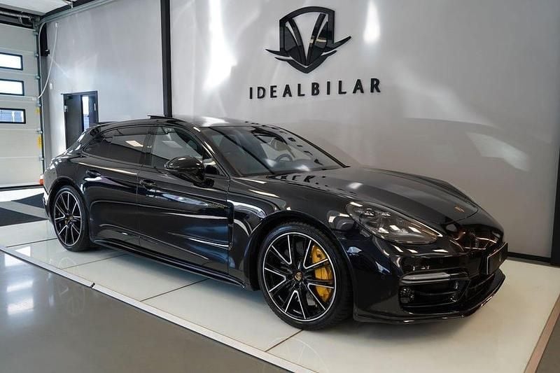 Svart metallic Begagnad 2019 Porsche Panamera Kombi | 869 900 kr - Bild 1/4
