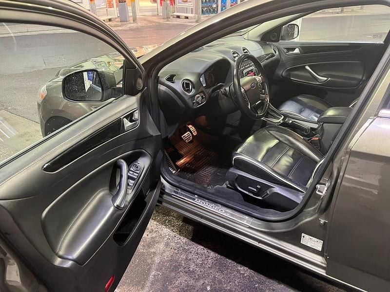 Begagnad Ford Mondeo 140 HK (102 kW) 2014 Kombi