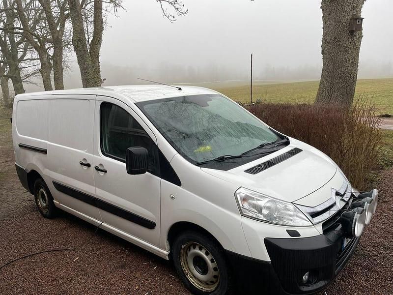 Begagnad Citroën Jumpy 163 HK (119 kW) 2015 Minibuss