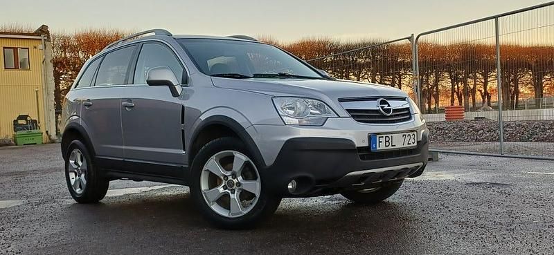 Silvermetalick Begagnad 2007 Opel Antara SUV | 39 000 kr - Bild 1/4