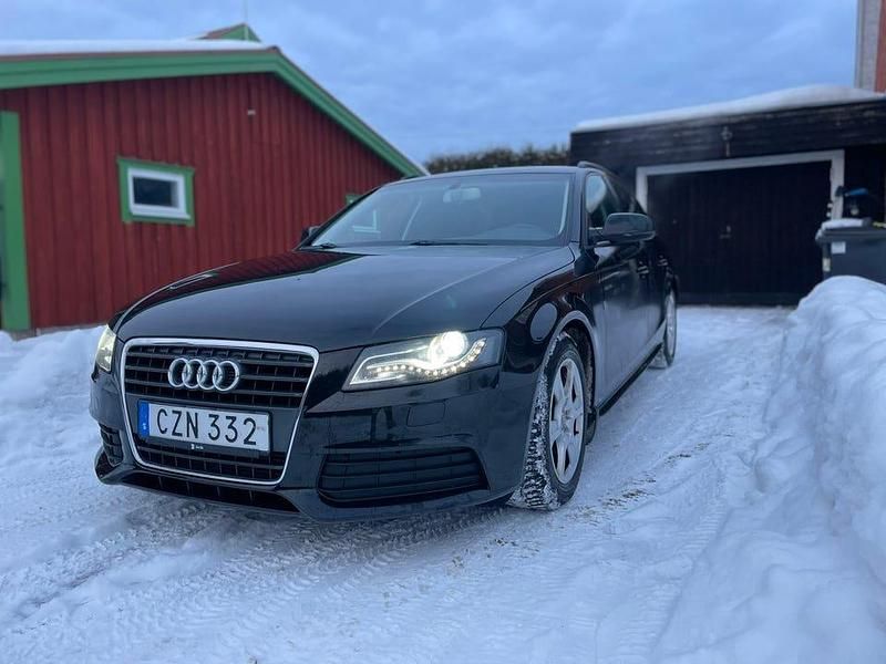 Begagnad Audi A4 136 HK (100 kW) 2011 Kombi