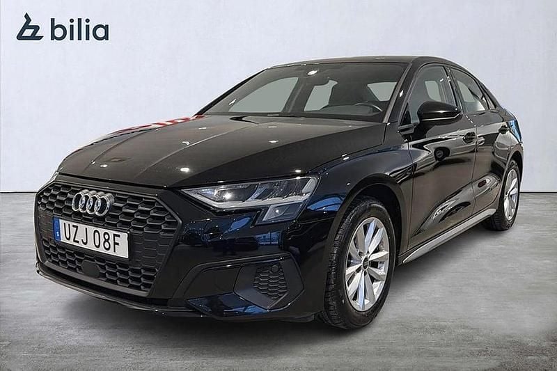 Svart Begagnad 2022 Audi A3 Proline Sedan | 237 500 kr (Marknadspris) - Bild 1/4
