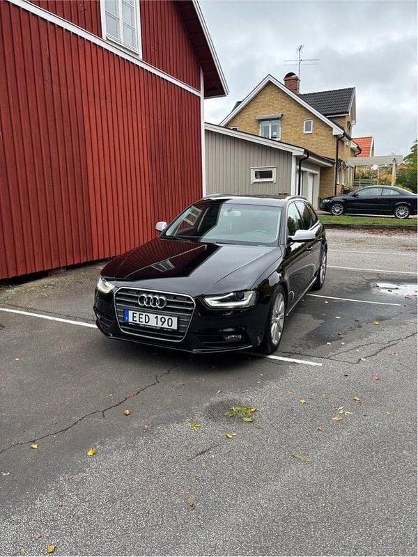 Svart Begagnad 2013 Audi A4 Kombi | 75 000 kr (Marknadspris) - Bild 1/4
