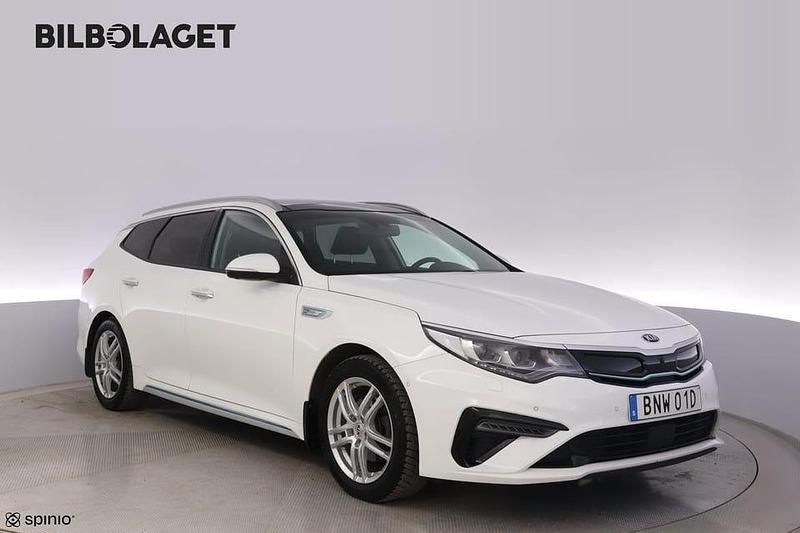 Vit Begagnad 2019 Kia Optima Plus Kombi | 184 800 kr (Marknadspris) - Bild 1/4