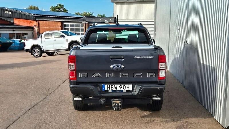 Begagnad Ford Ranger 214 HK (157 kW) 2020 Grå Pickup