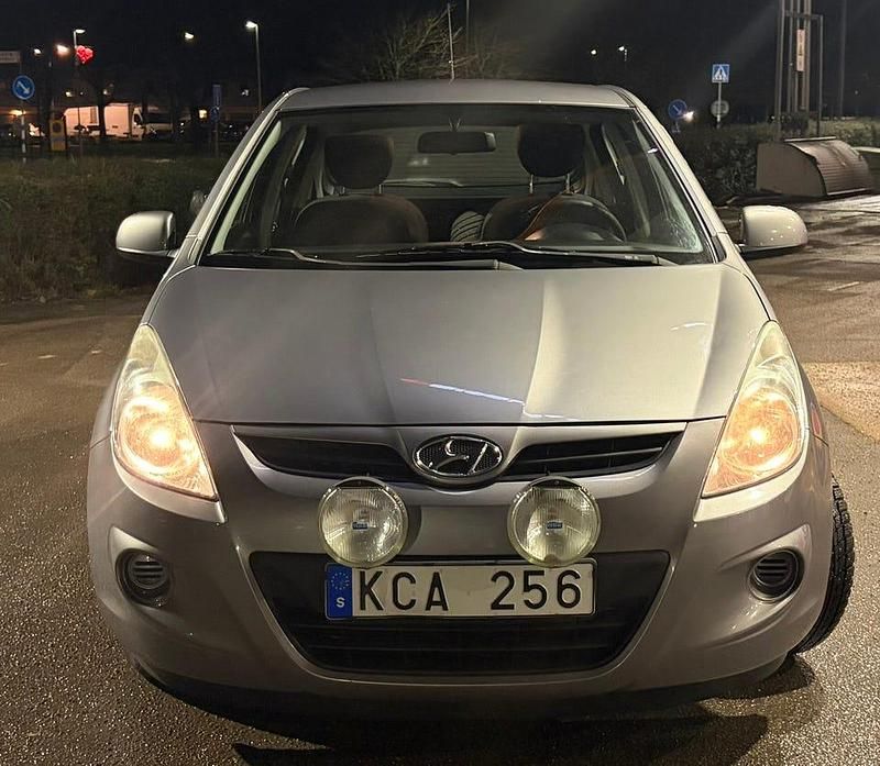 Begagnad Hyundai i20 77 HK (56 kW) 2012 Halvkombi