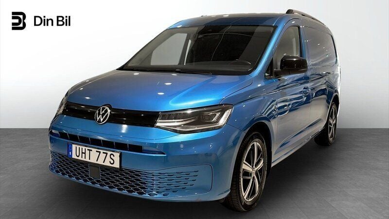 Blå (costa azul metallic) Begagnad 2021 VW Caddy Maxi Minibuss | 219 500 kr (Marknadspris) - Bild 1/4
