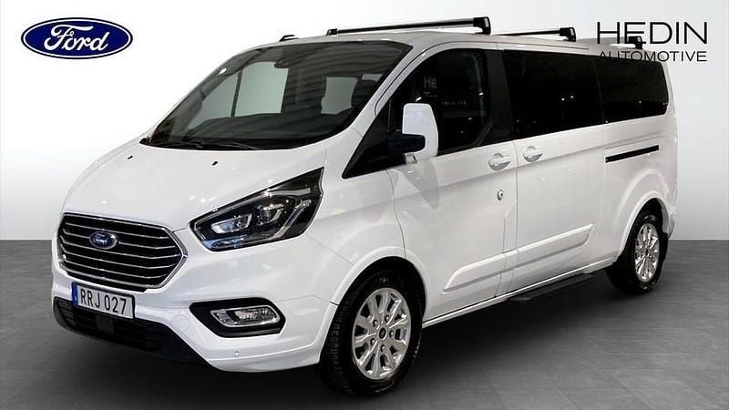 Vit Begagnad 2023 Ford Tourneo Titanium | 449 900 kr - Bild 1/4